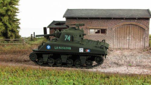 M4 Sherman,    .   7