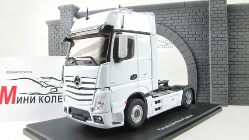  Actros MP4 GIGASPACE,  