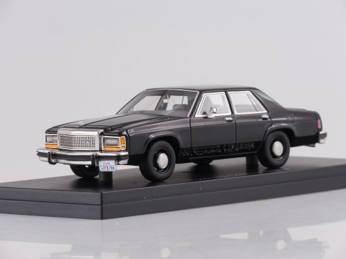 Ford LTD Crown Victoria, black, 1987