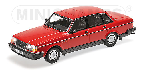 Volvo 240 minichamps discount