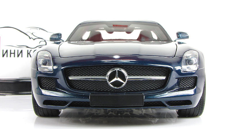 Mercedes-Benz SLS AMG - это автомобиль, который создали в немецком концерне Mercedes-Benz.