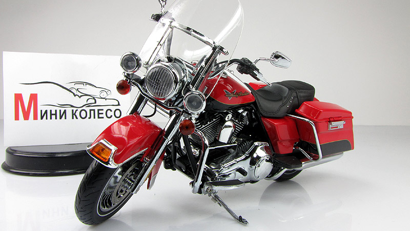 Harley Davidson Red and White