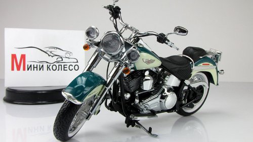 - Softail Deluxe 2009, /