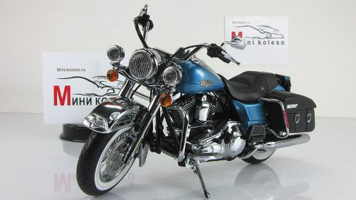 - FLHRC Road King Cool Blue Chrome Fender