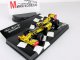     F1 Team R30 2010 11 (Minichamps)