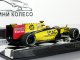     F1 Team R30 2010 11 (Minichamps)