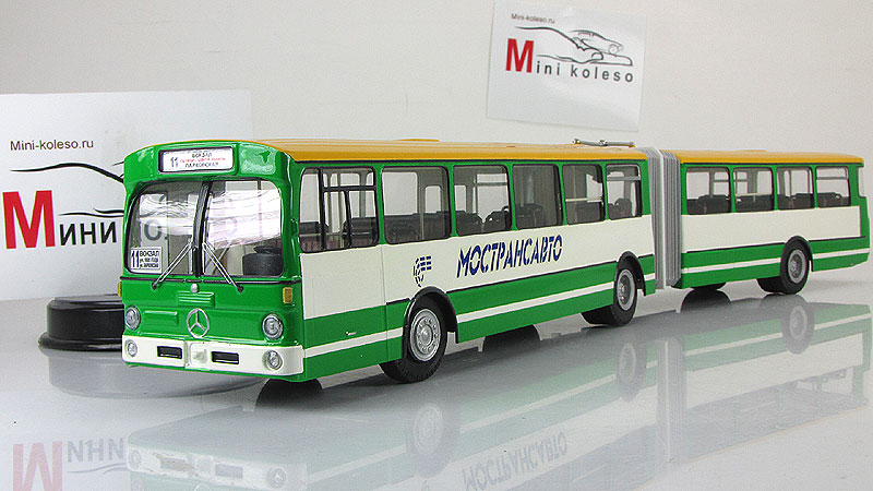 Автобус 1 24. Mercedes Benz o305 1 43. Мерседес o305g моделька. Mercedes o305 колесо. Mercedes o 305 1/43.