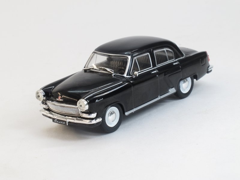 Gaz 21 Volga масштабная модель