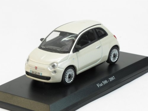 !  ! FIAT 500, cream 2007