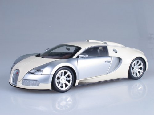 !  ! Bugatti Veyron EDITION CENTENAIRE - CHROME/BEIGE 2009