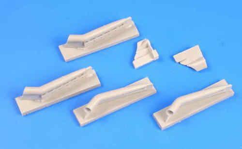 Heinkel He 111H1 - Exhausts for REV