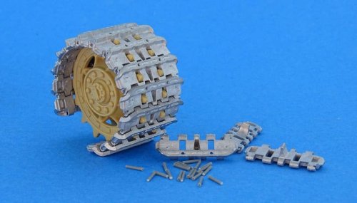 Tracks for Centurion IDF
