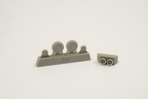 P-40 Wheels - Cross Tread for Special Hobby kit