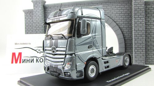  Actros MP4 BIGSPACE,  