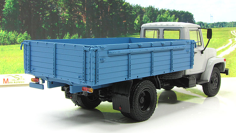 зил 130 автокран автоистория. масштабные модели аист. зил 4333 ко-450 бункеровоз автоистория. зил 164 автоистория. масштабные модели аист.