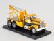    DIAMOND REO Tow Truck 1971 Yellow/Black (Neo Scale Models)