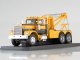    DIAMOND REO Tow Truck 1971 Yellow/Black (Neo Scale Models)