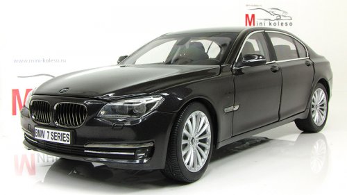 BMW 760LI (F02)