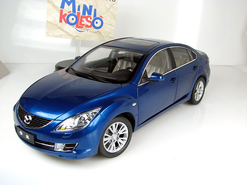 коллекционная модель mazda 6