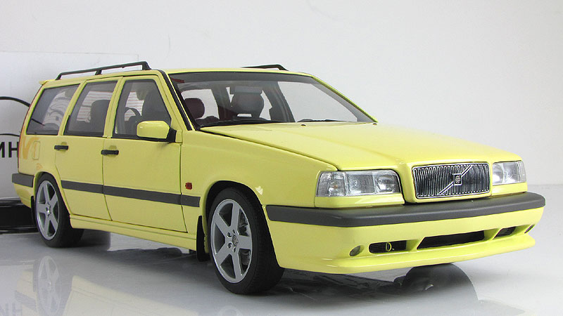 Volvo autoart cheap