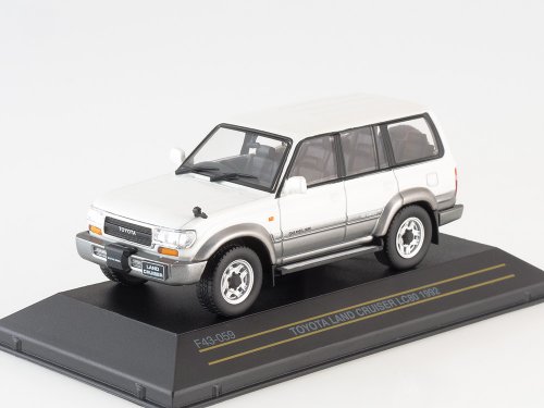 Toyota Land Cruiser LC80, metallic-white/silver