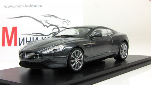  Martin DB9