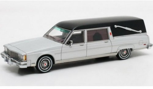 OLDSMOBILE Ninety Eight Eureka Regent Landaulet Hearse () 1983 Silver/Black