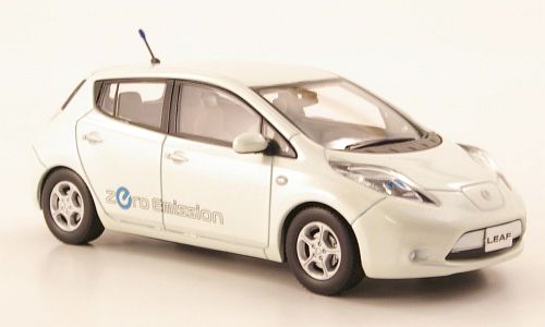 NISSAN LEAF 2010 White