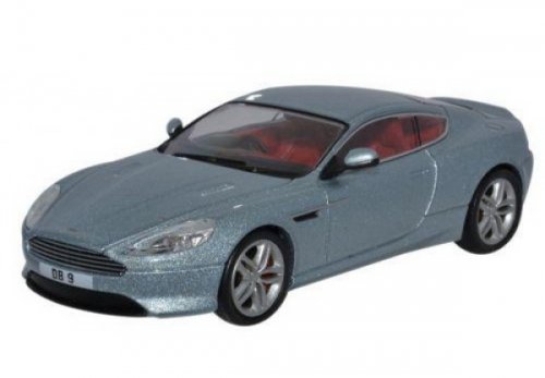 ASTON MARTIN DB9 Coupe2013 Metallic Silver