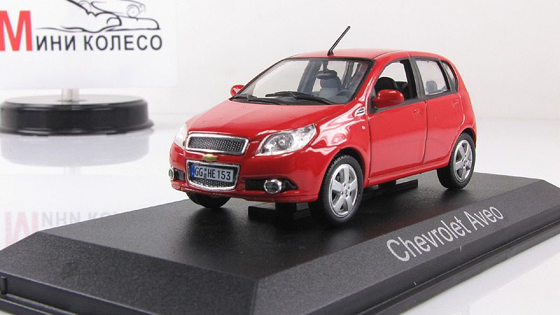 модель 1:43 chevrolet aveo