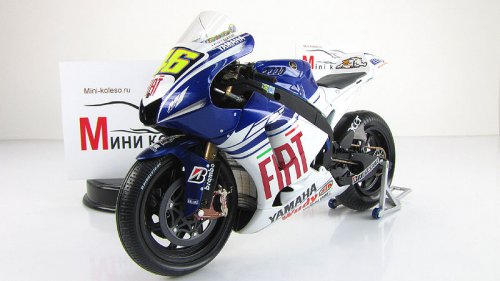  YAMAHA YZR-M1 -   - 