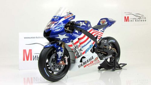  Yamaha YZR-M1- 