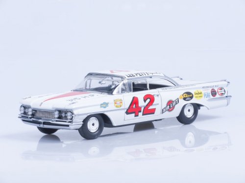 Oldsmobile "88" - #42 Lee Petty - 1959 Daytona 500 winner