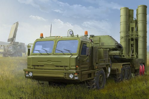 Russian BAZ-64022 with 5P85TE2 TEL S-400