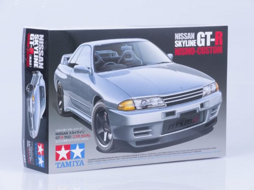  Nissan Skyline GT-R (R32)