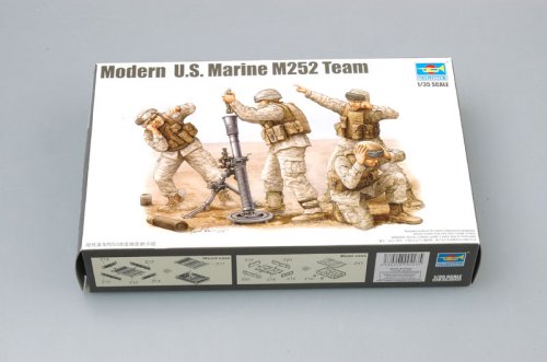 Modern  U.S.Marine M252 Team