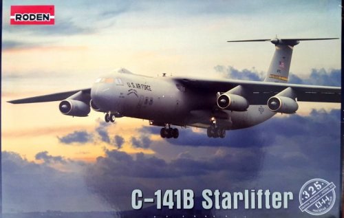  Lockheed C-141B Starlifter