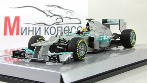  AMG F1 Team -  