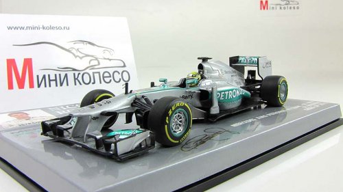  AMG Petronas F1 Team W04 -  