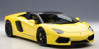  Aventador LP700-4 Roadster