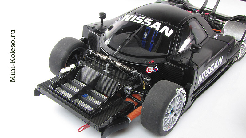 Nissan r390 gt1