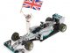    MERCEDES AMG PETRONAS F1 TEAM W05 - HAMILTON - WINNER ABU DHABI GP 2014 W.STANDING FIGURINE A. FLAG (Minichamps)