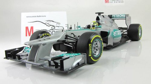  AMG F1 TEAM -  NICO ROSBERG - SHOWCAR 2013