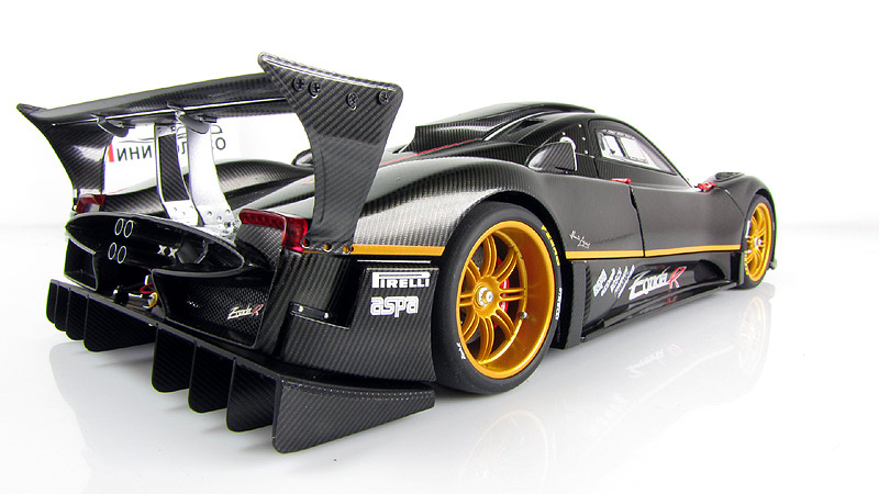 Zonda r AUTOART