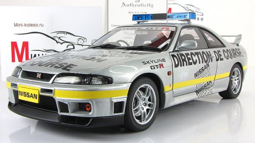   GT-R (R33) LM Pace car