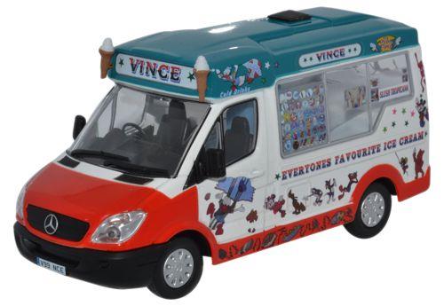 MERCEDES-BENZ SPRINTER Van Vince Ice Cream  Whitby Mondial 2015