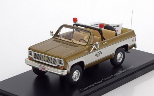 CHEVROLET Blazer "Amity Police Department" 1972 Golden/White