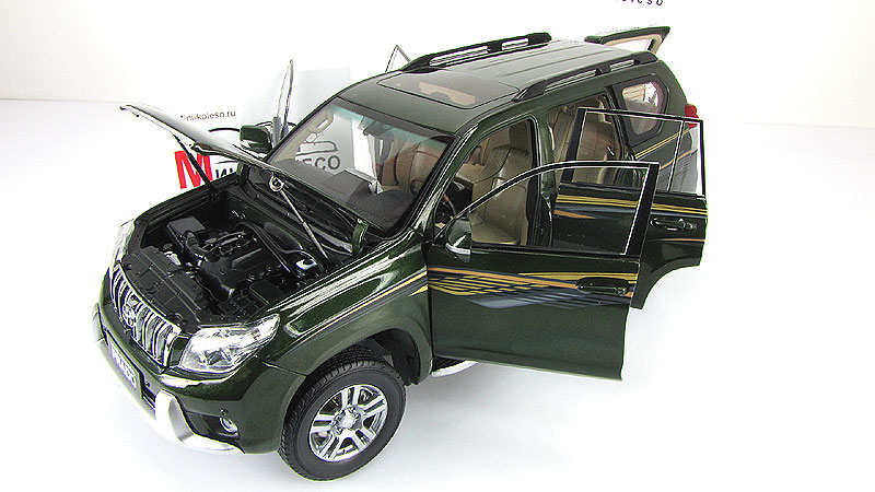 1:18 Тойота Ленд Крузер Прадо 2009 (Paudi Models) Масштабная коллекционная модел