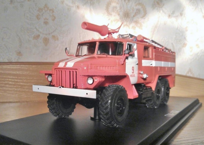АЦ 40 ц1а Урал 375