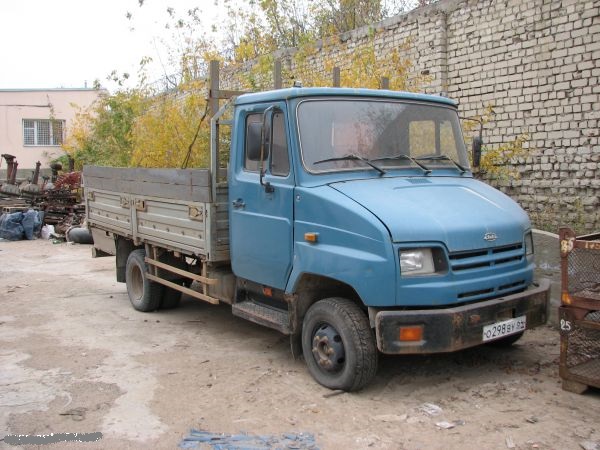 Автомобиль бычок фото